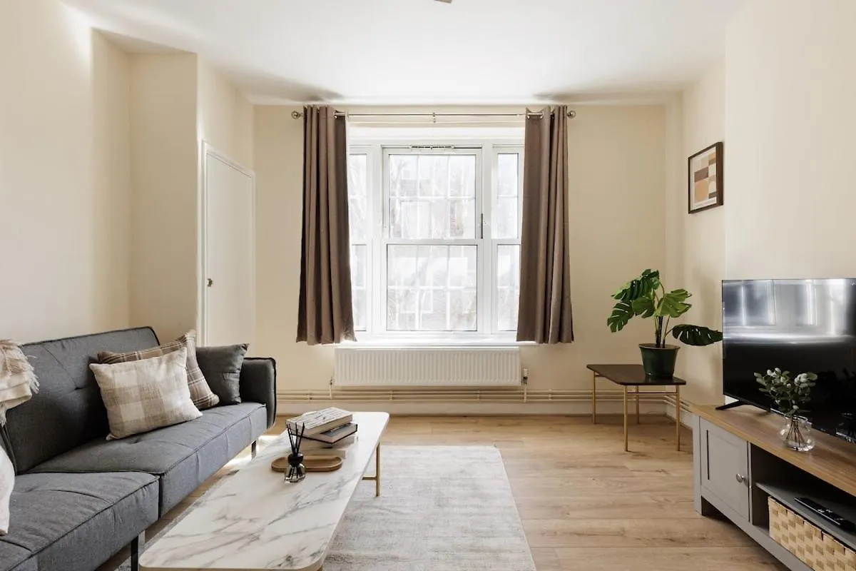 Zone 2 Central Cosy Apartment London